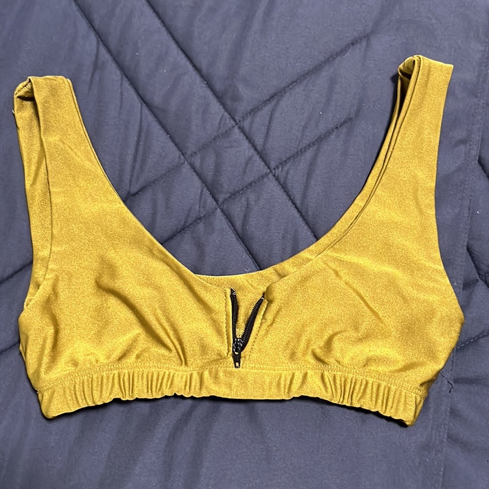 Bikini top